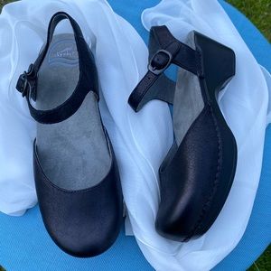 Black Dansko Sandals Euro 38